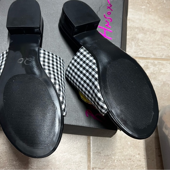 🍓🍋 Betsey Johnson Women's Lindyy Slides Sandals🍓🍋SZ 11-NWT - Picture 8 of 14